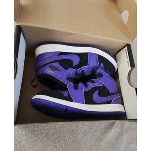 Air Jordan 1 Mid td dark concord size 9c with box